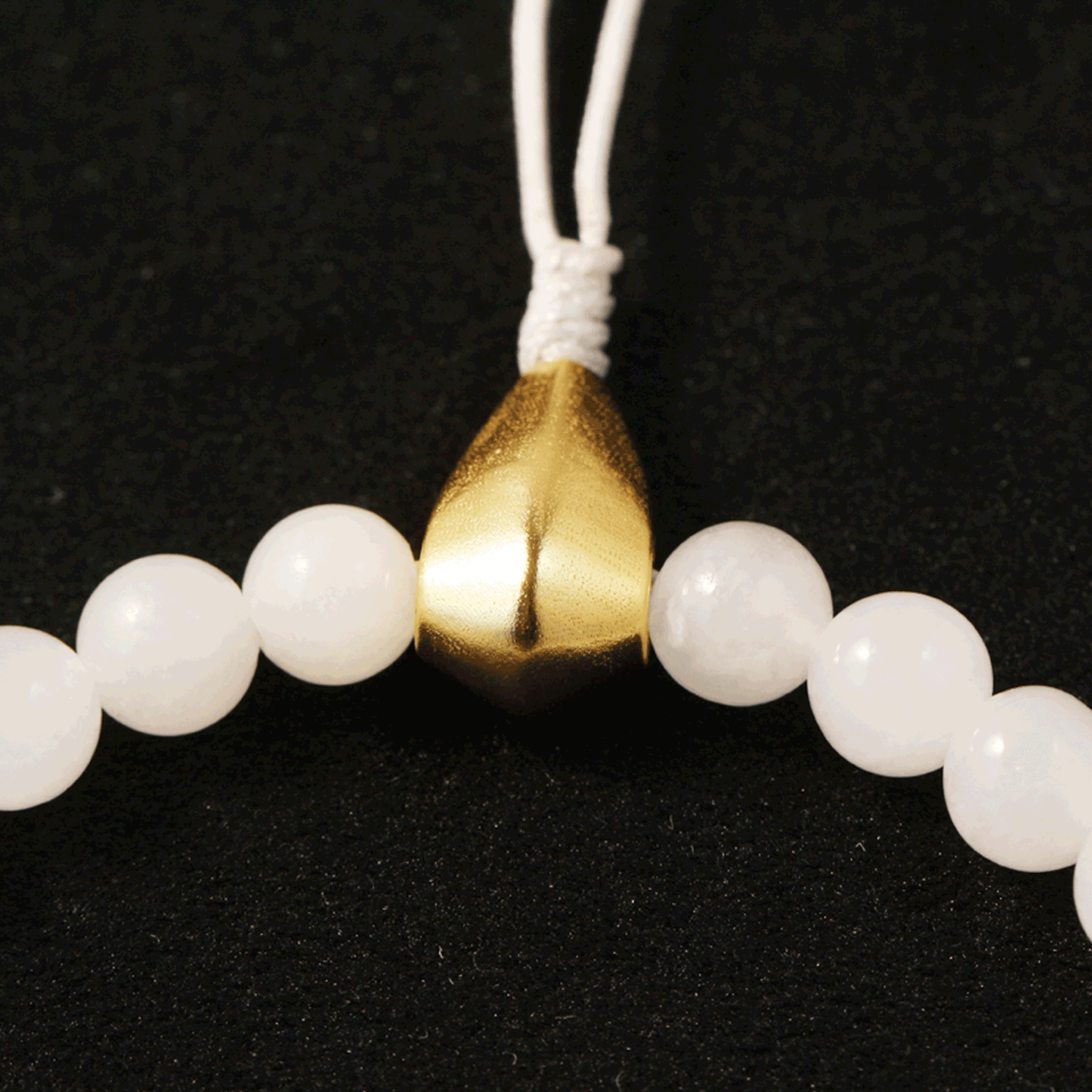 Crescent White Hetian Jade Tasbih – Purity & Devotion in Every Bead