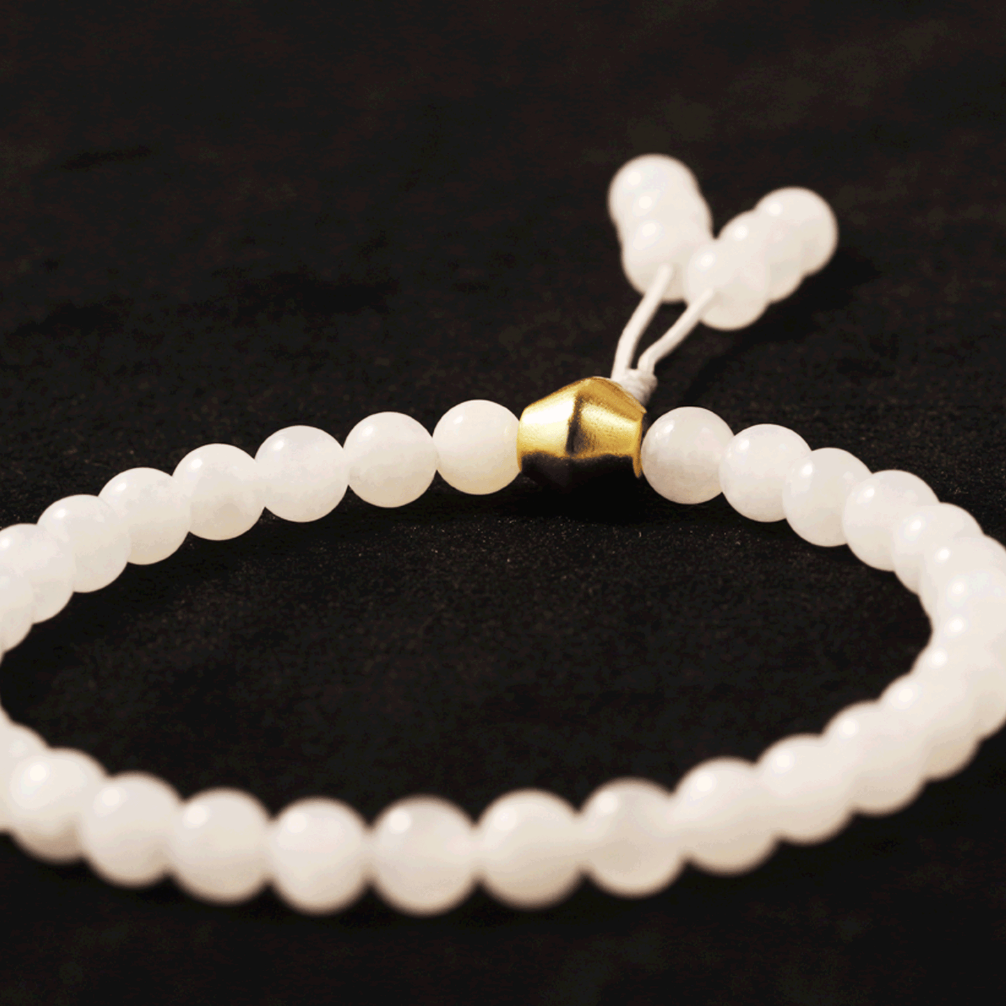 Crescent White Hetian Jade Tasbih – Purity & Devotion in Every Bead